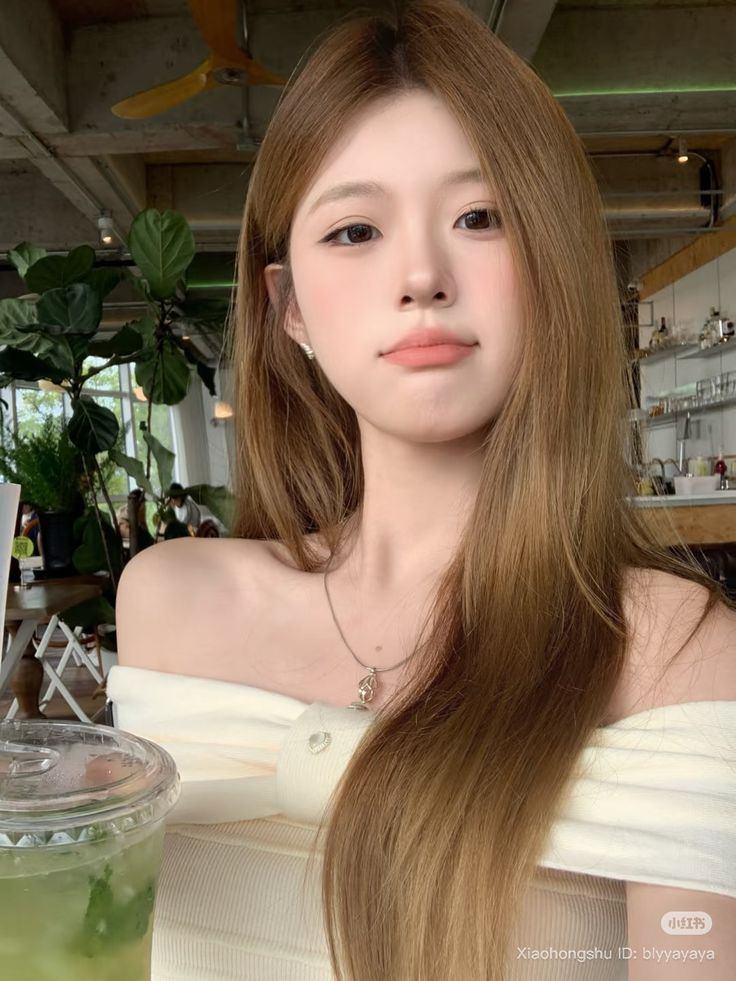 tóc nâu lạnh