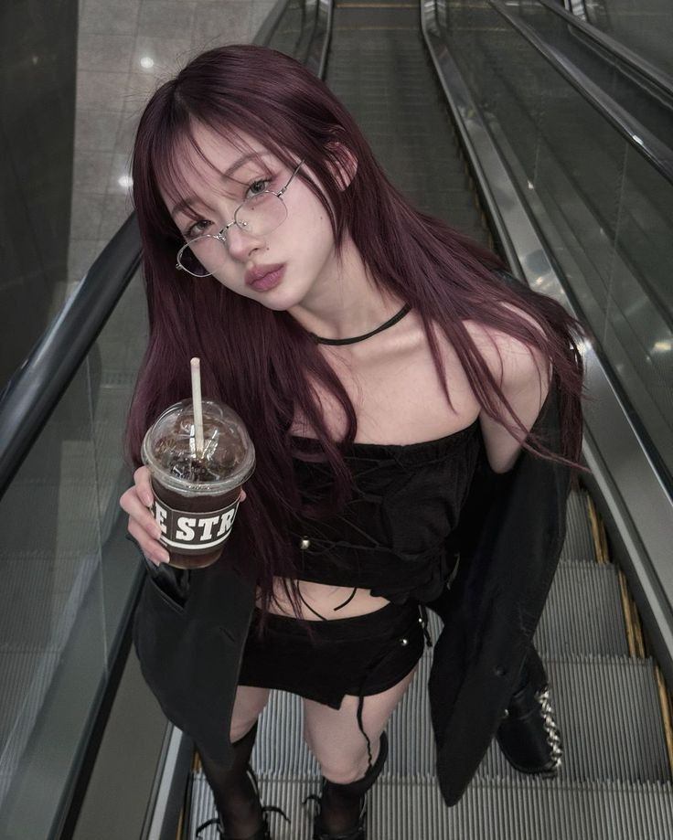 tóc nâu lạnh