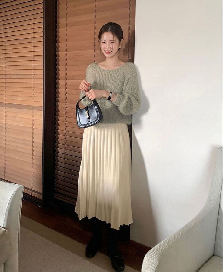 chân váy xếp ly