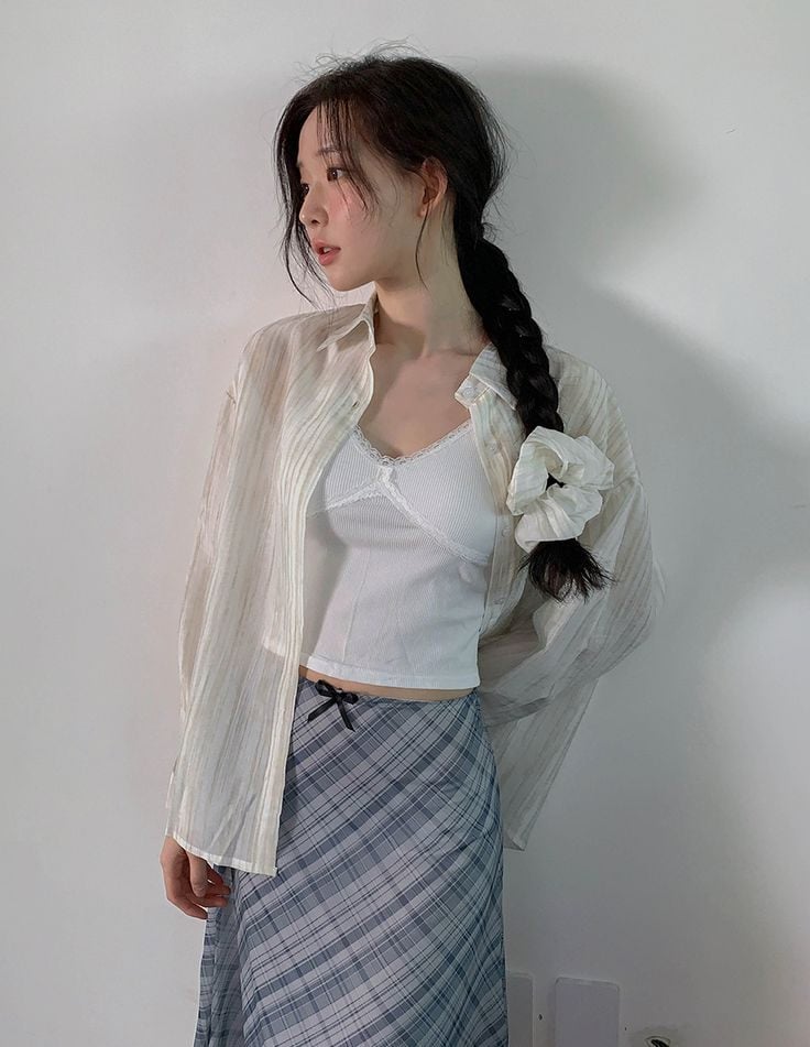 áo khoác mỏng mặc với váy