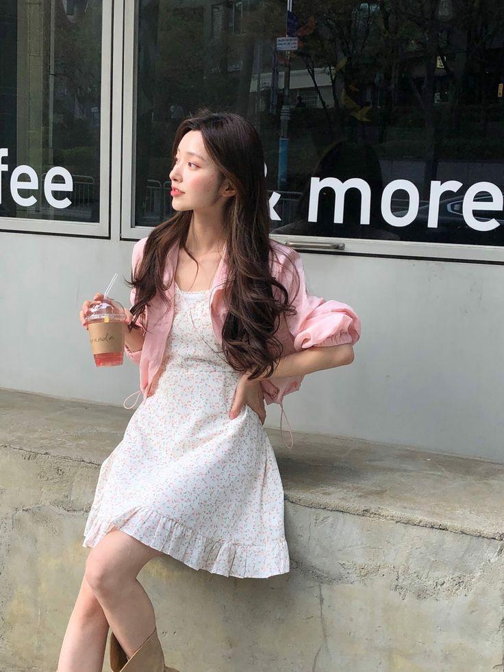 áo khoác mỏng mặc với váy