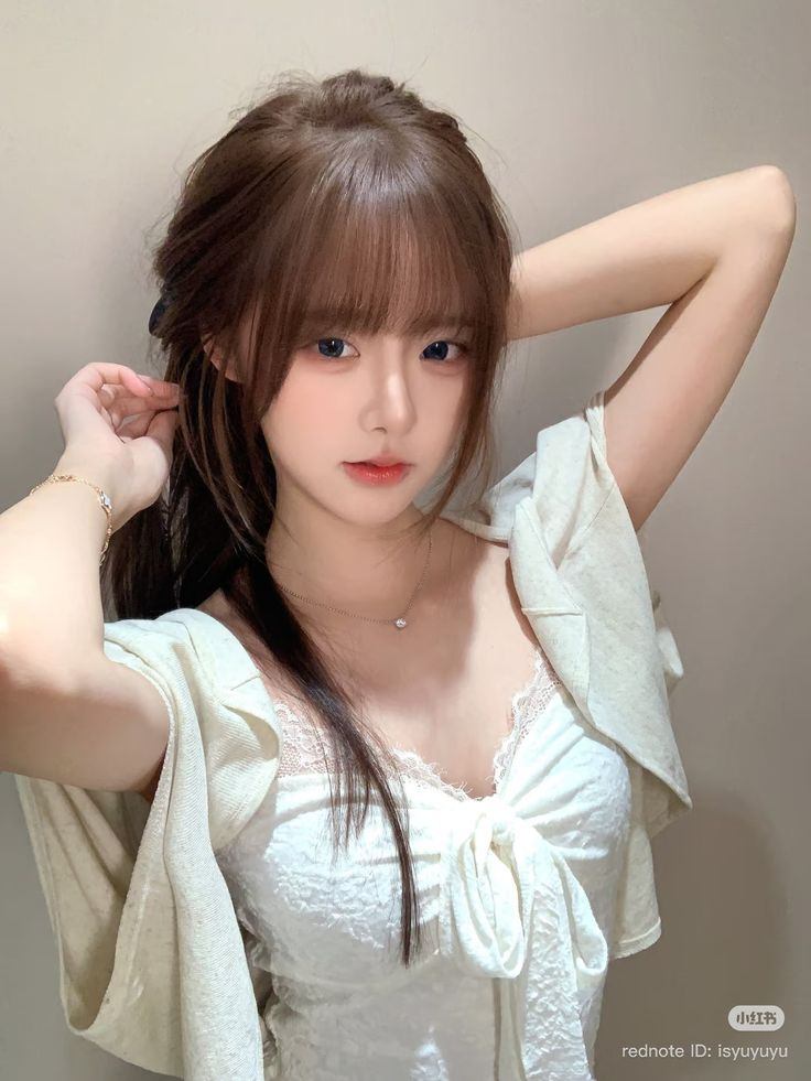 tóc mái bay buộc cao