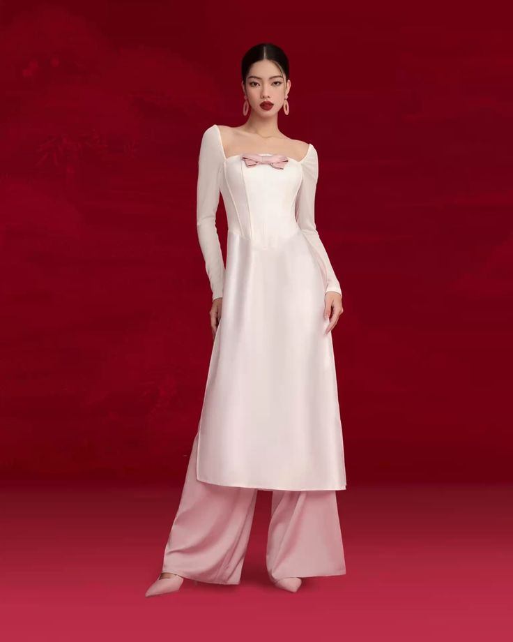 áo dài cổ vuông