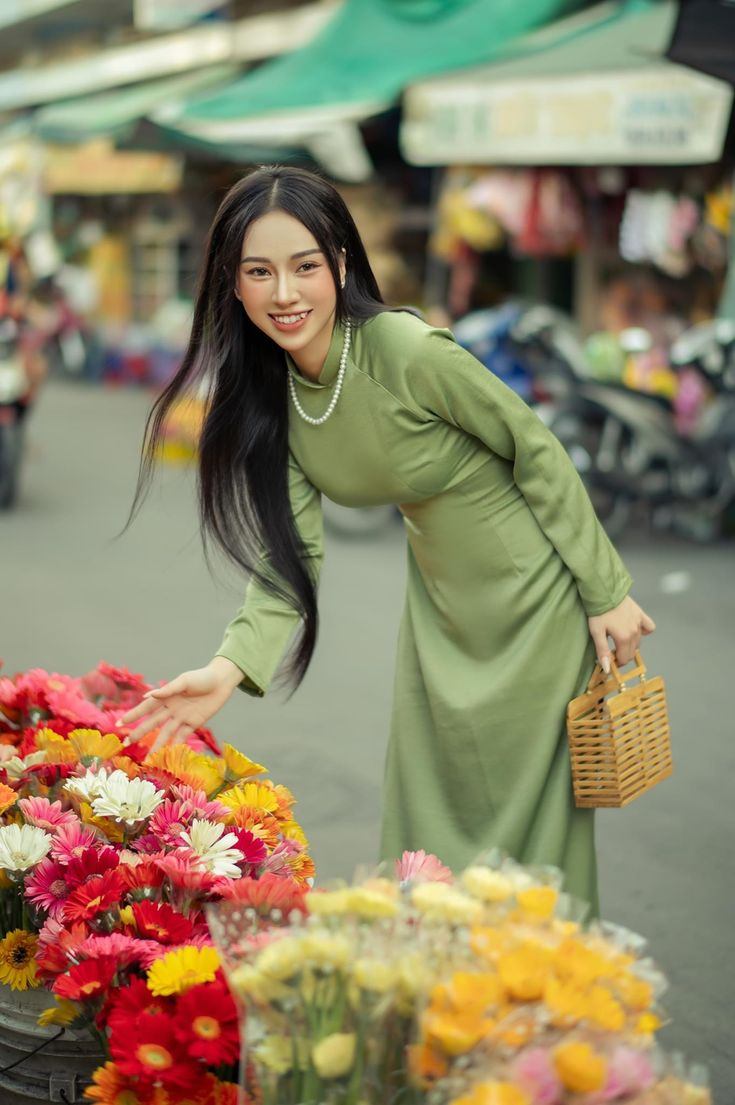 áo dài màu xanh ngọc bích