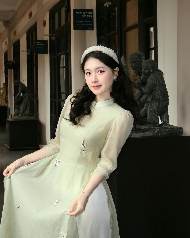 áo dài màu xanh ngọc bích