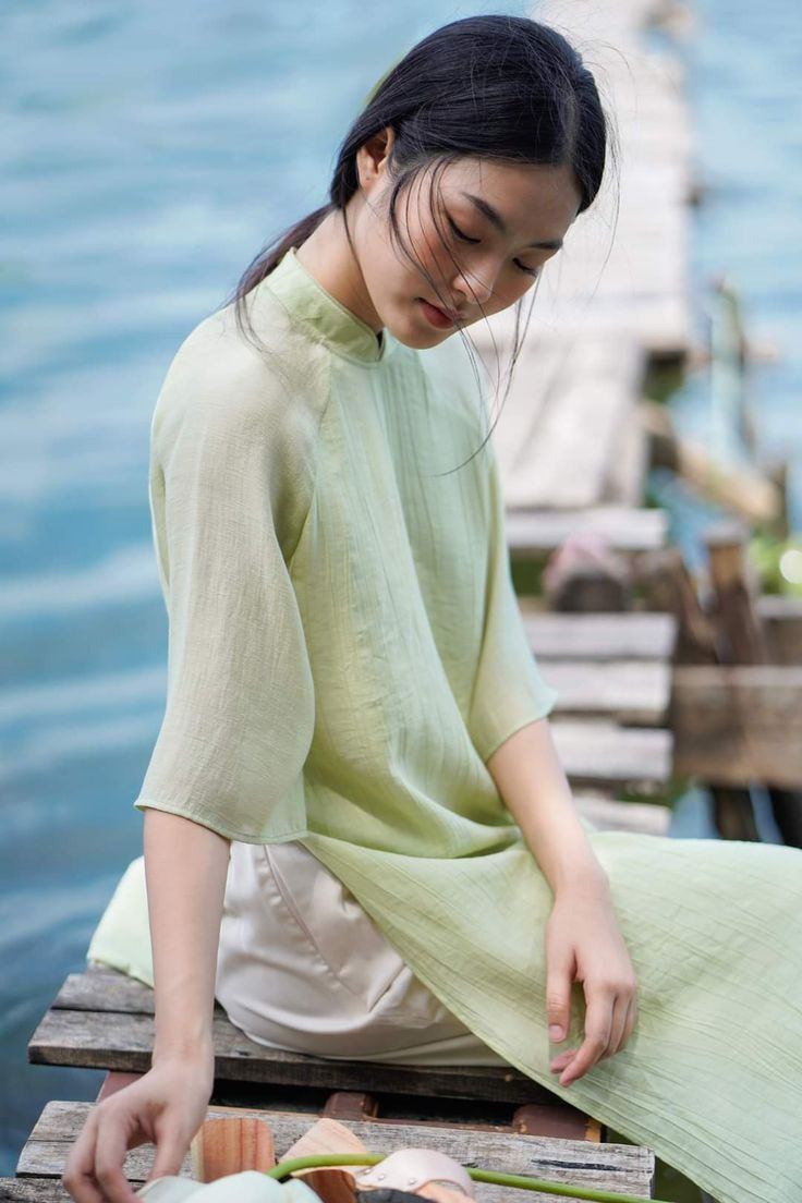 áo dài màu xanh ngọc bích