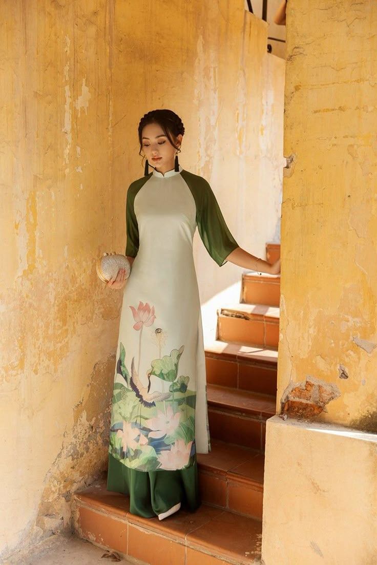 áo dài màu xanh ngọc bích