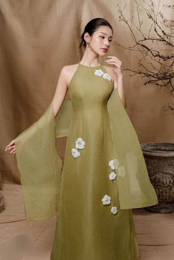 áo dài màu xanh ngọc bích