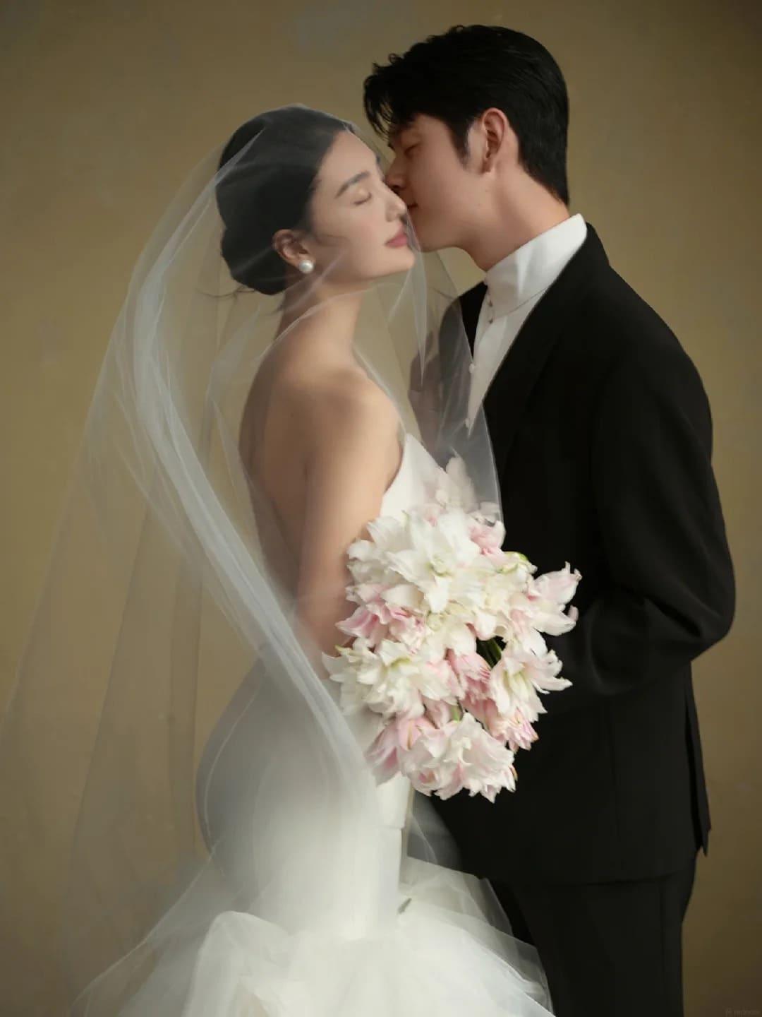 cách tạo dáng chụp ảnh cưới