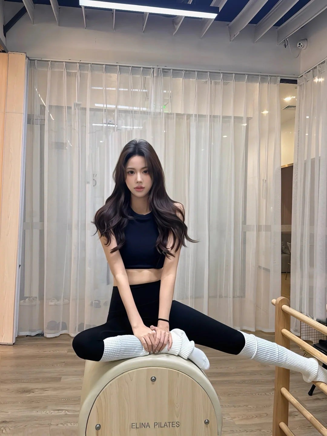 tạo dáng chụp ảnh gym nữ