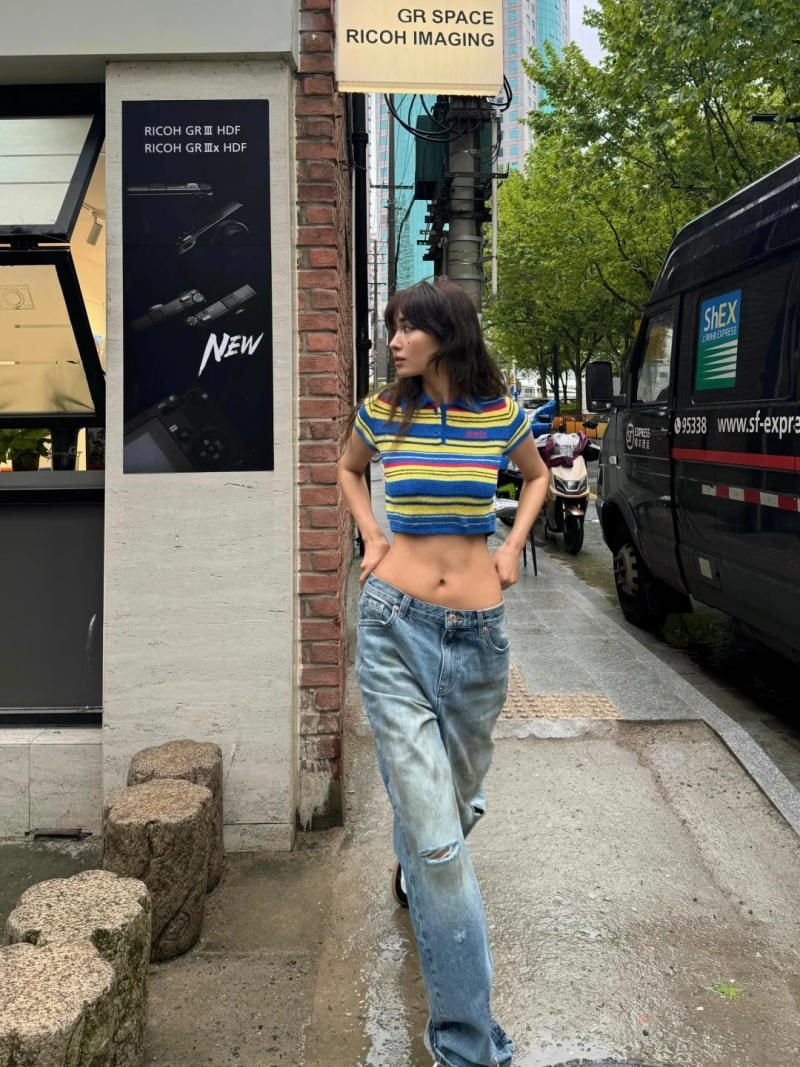 Bước đi trực diện đầy tự tin