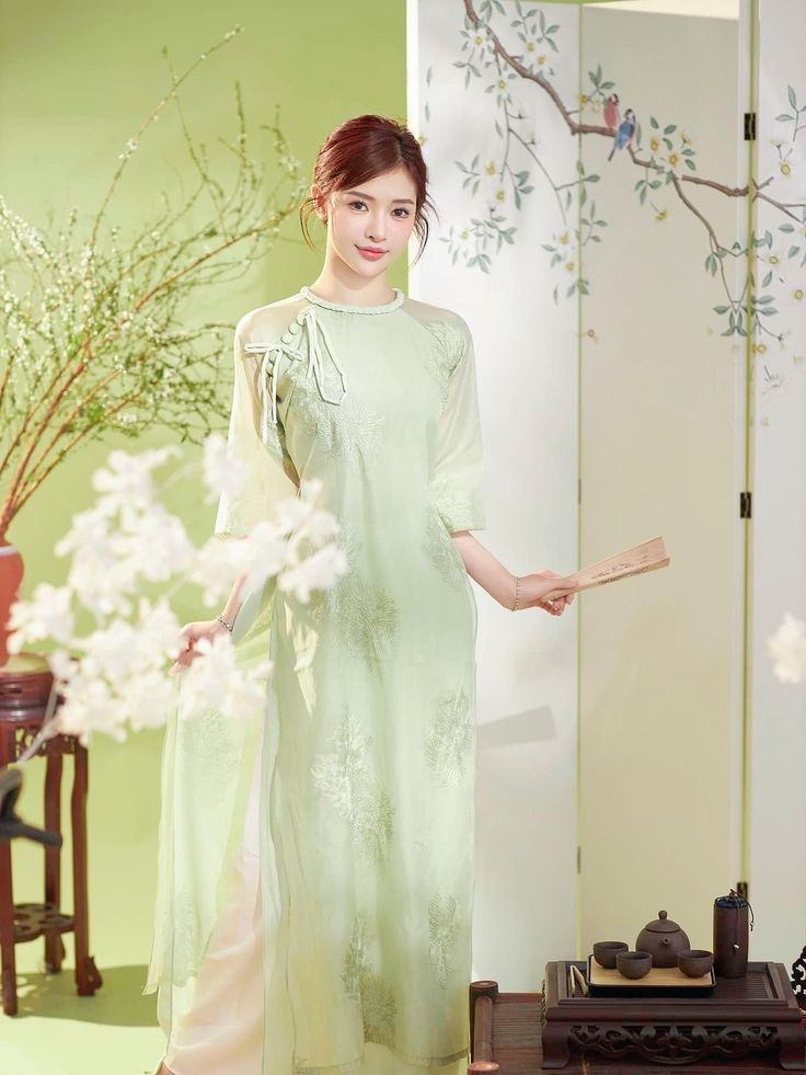 áo dài màu xanh ngọc bích