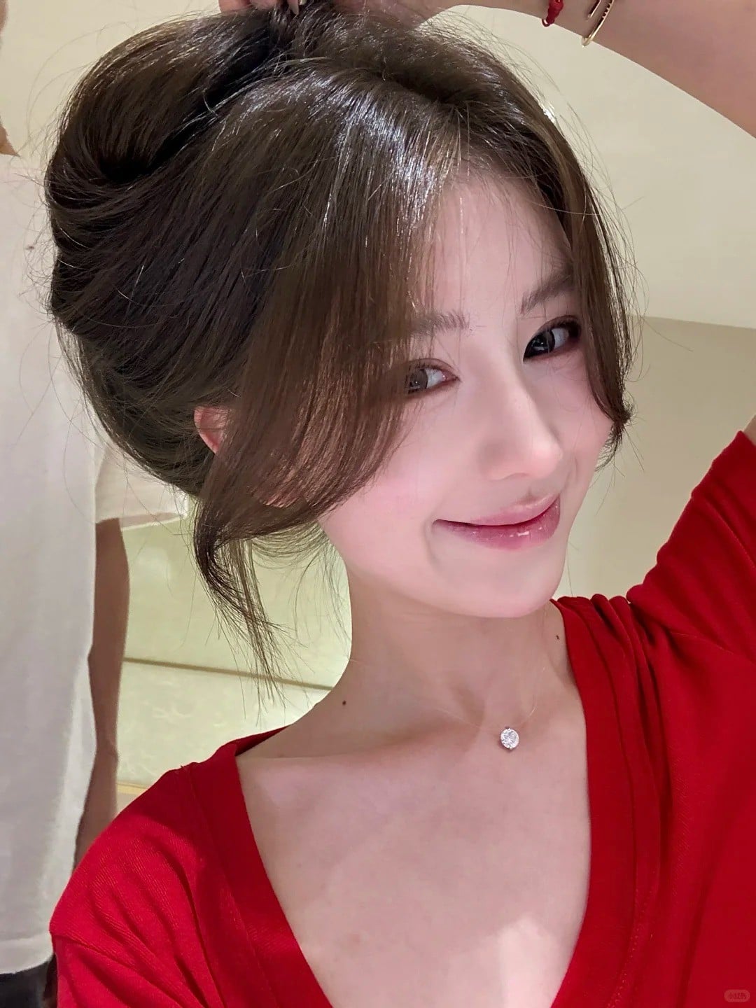Tóc mái bay cho gương mặt dài