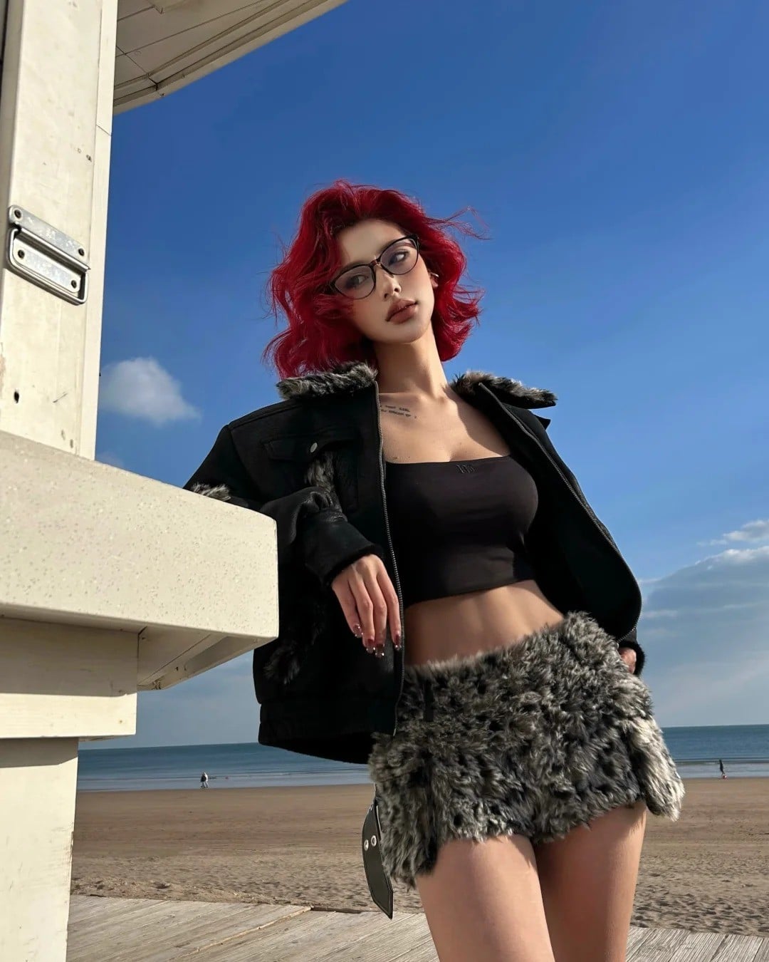 Tóc màu đỏ rượu pha khói tím