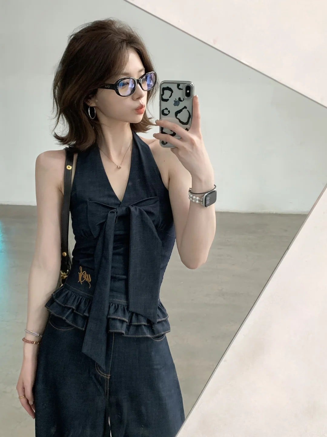 Tư duy chọn đầm hợp với tóc ngắn phái đẹp cần biết