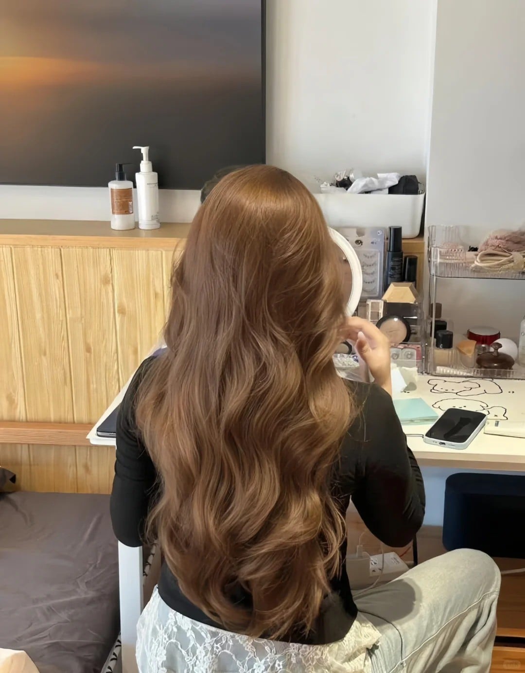 Tóc dài uốn xoăn sóng lớn màu nâu hạt dẻ vàng