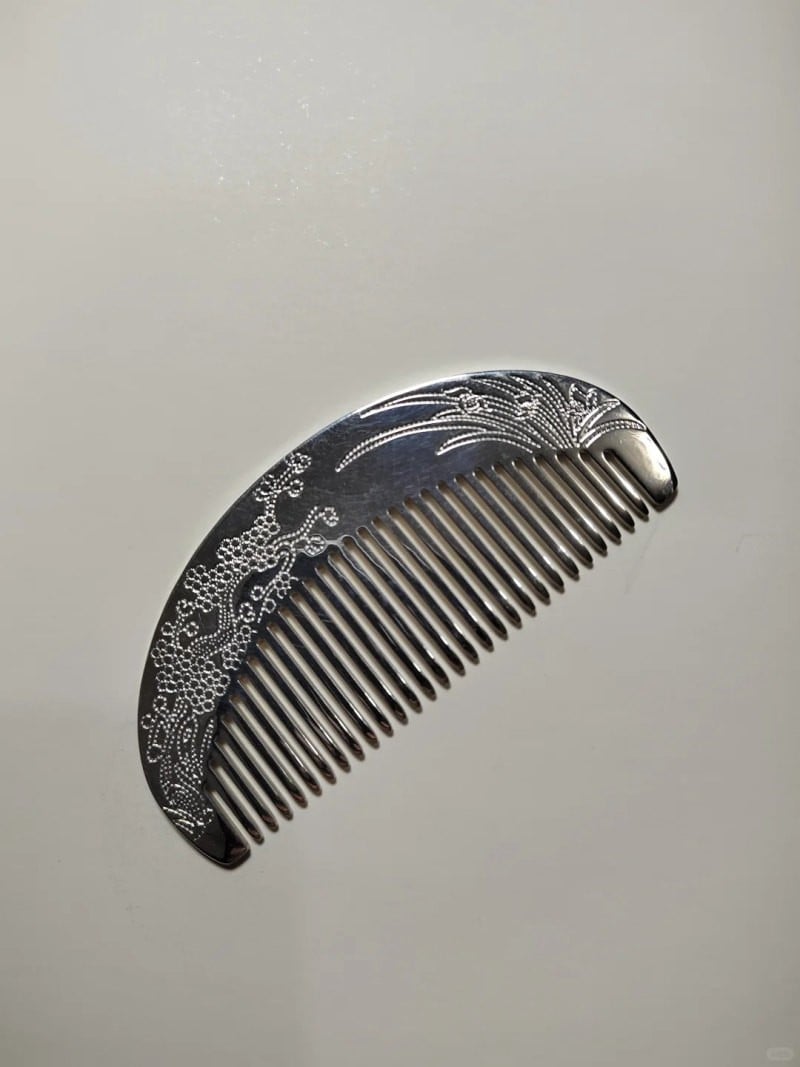 trang phục dân tộc hoa