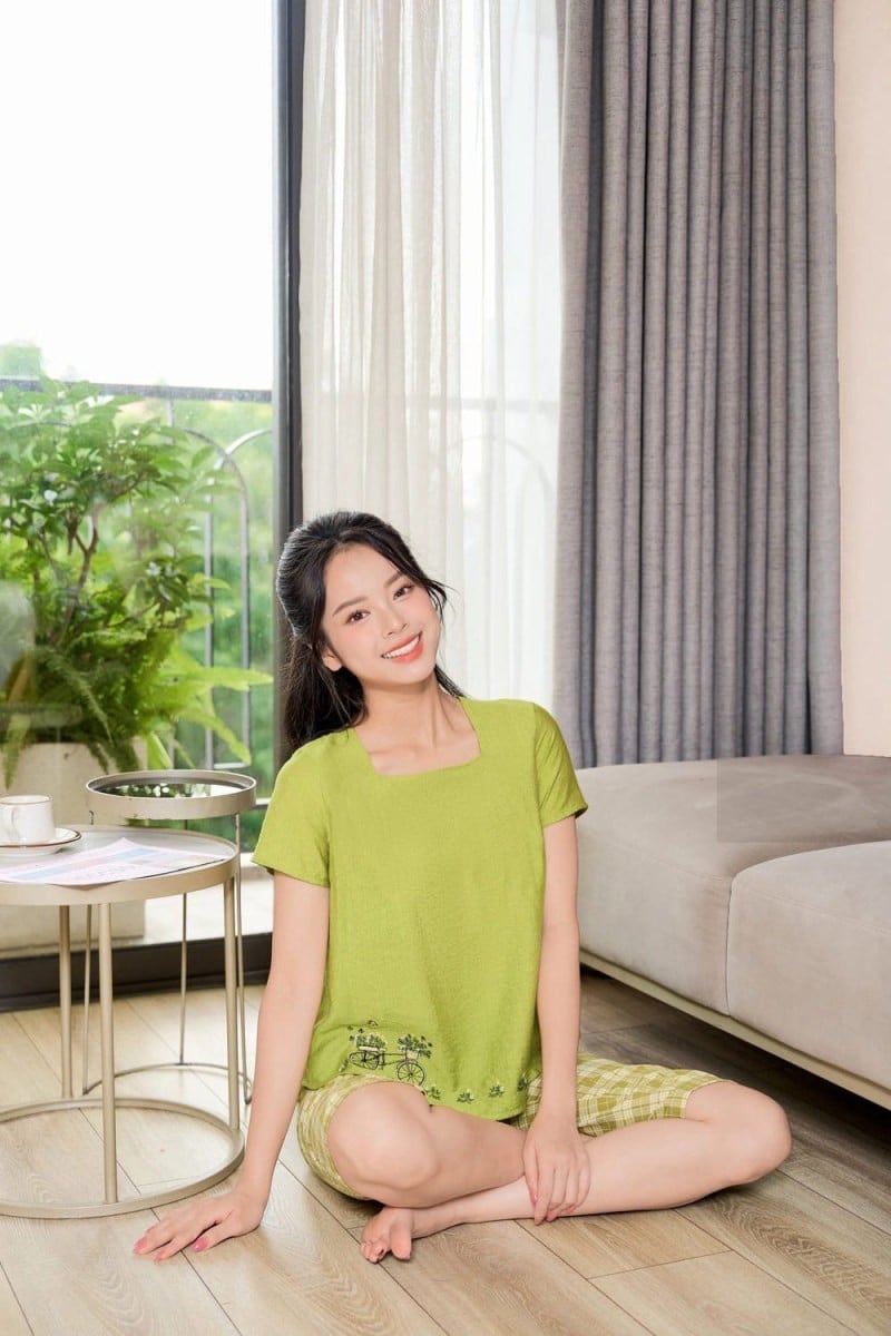 tuổi mão hợp màu gì