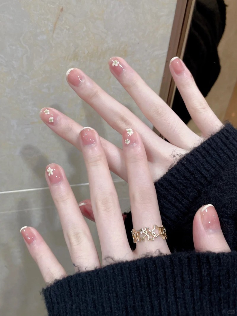 mẫu nail vẽ hoa đơn giản