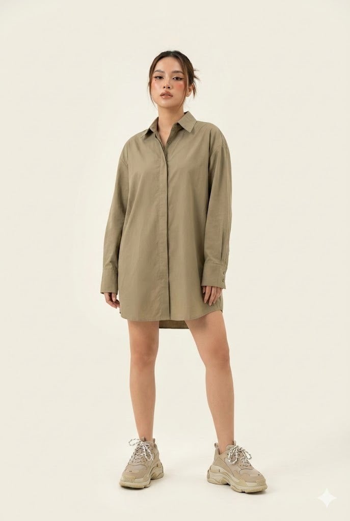 4. Sự kết hợp đối lập: Váy suông + Sneaker hầm hố