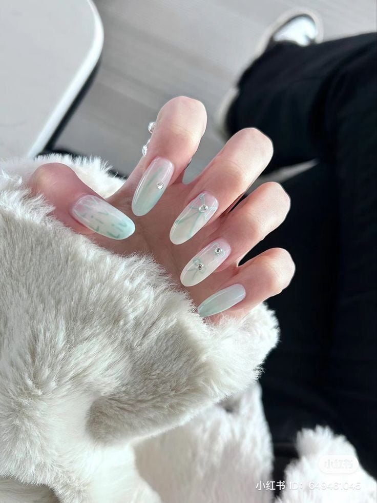 nail loang màu xanh