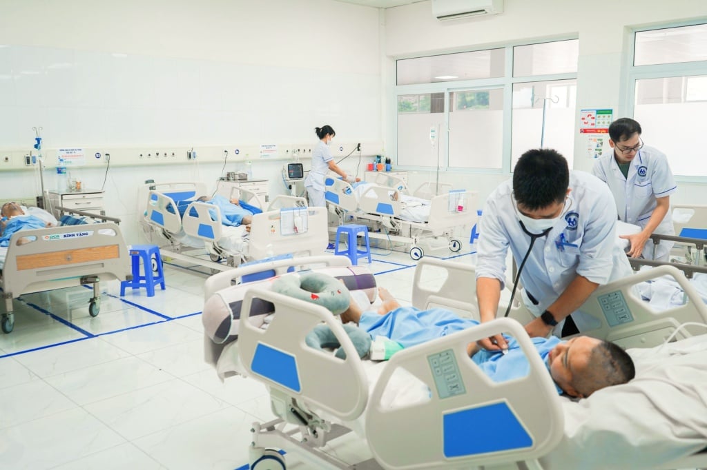 Giường bệnh nhân trên cả nước vẫn đang thiếu hụt, có phải do không có nguồn cung?