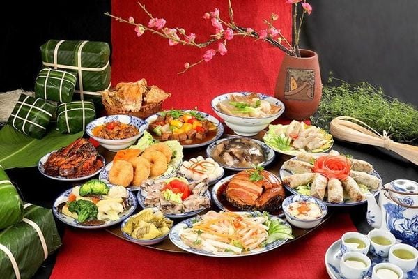 Mâm lễ truyền thống dâng lên ngày Giỗ Tổ Hùng Vương