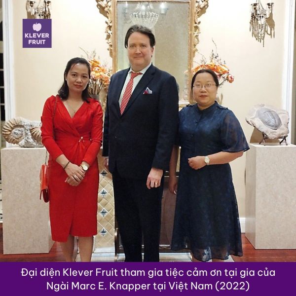 CEO Klever Group Nguyễn Xuân Hải và Đại sứ Hoa Kỳ tại Việt Nam Marc Knapper tại lễ kỷ niệm quốc khánh Hoa Kỳ 2025 tại Hà Nội