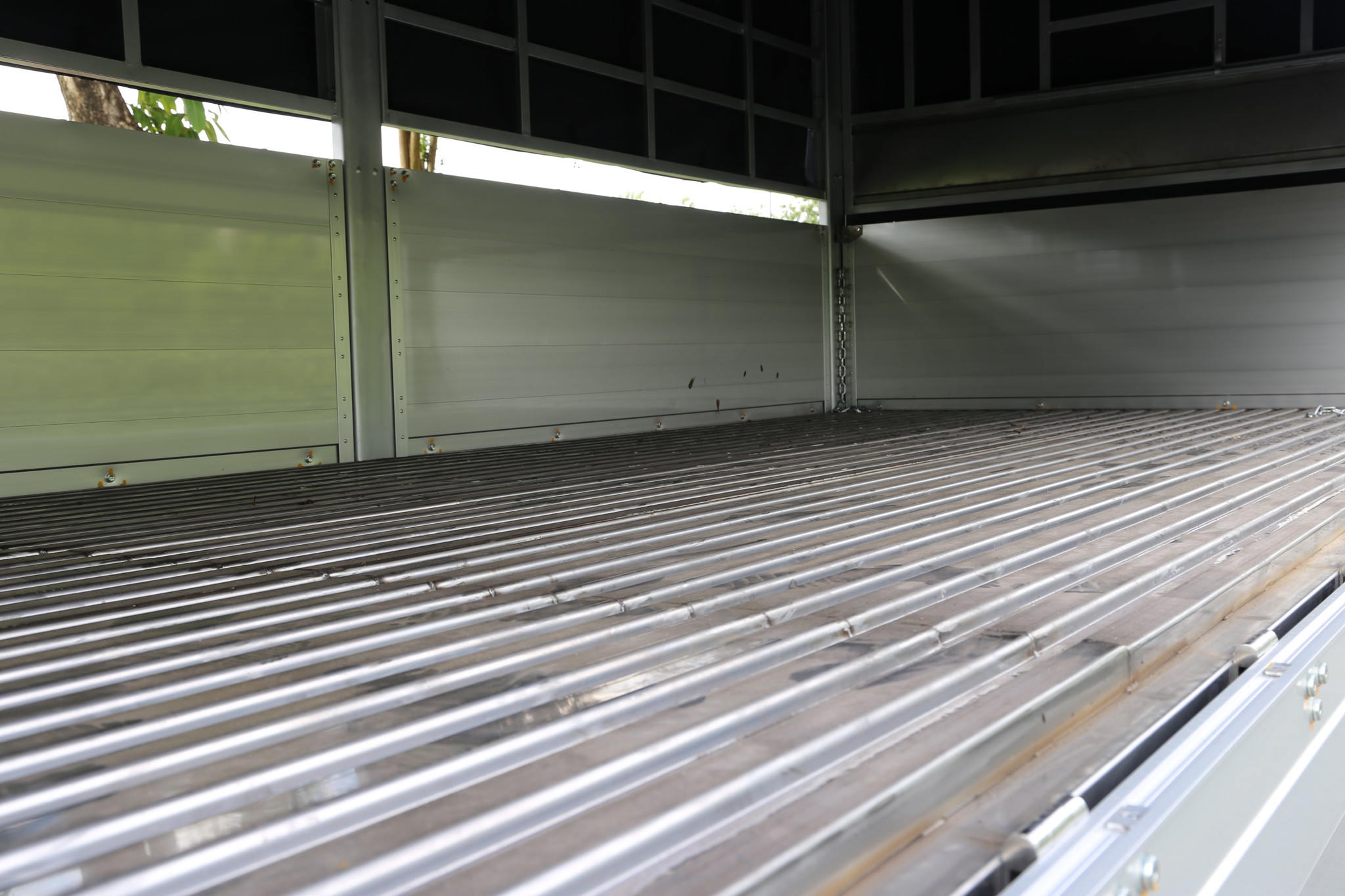 các loại sàn xe tải