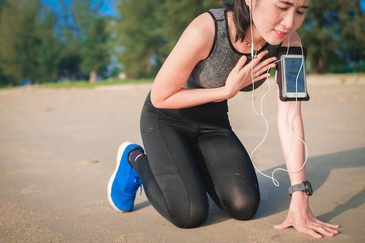 Không uống đủ nước khi chạy bộ