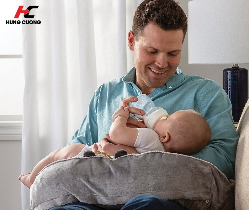 Tác hại của việc bé bú bình quá lâu