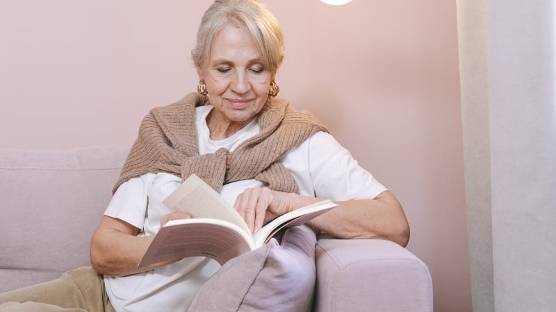 Kính nội nhãn đa tiêu là sự lựa chọn hoàn hảo giúp bệnh nhân tự chủ thị lực sau mổ