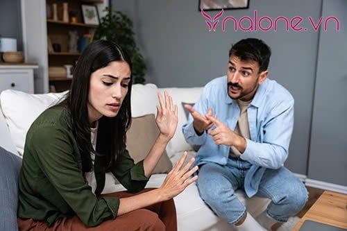Nhận biết Chồng ngoại tình có biểu hiện gì