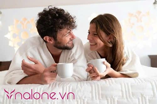 uống cafe trước khi quan hệ có tác dụng gì