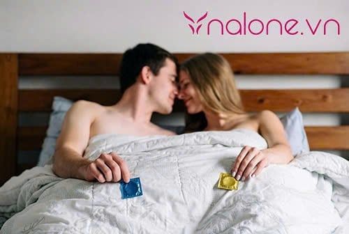 Quan hệ ngày đèn đỏ có bị vô sinh không? biện pháp an toàn