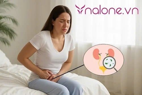 Bị viêm đường tiết niệu có quan hệ được không?