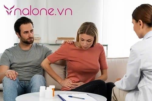Bị viêm đường tiết niệu có quan hệ được không?