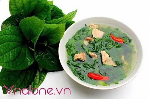 Chữa yếu sinh lý bằng lá lốt nấu cùng canh trai