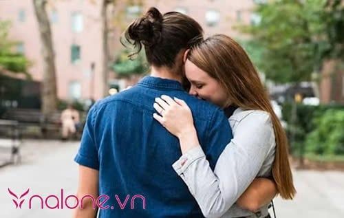 Girlfriend material là gì?