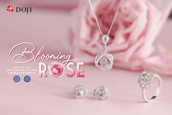 Mặt dây tựa đóa hồng tinh khôi giữa buổi sớm mai tượng trưng cho vẻ đẹp thuần khiết, thanh lịch của người phụ nữ hiện đại