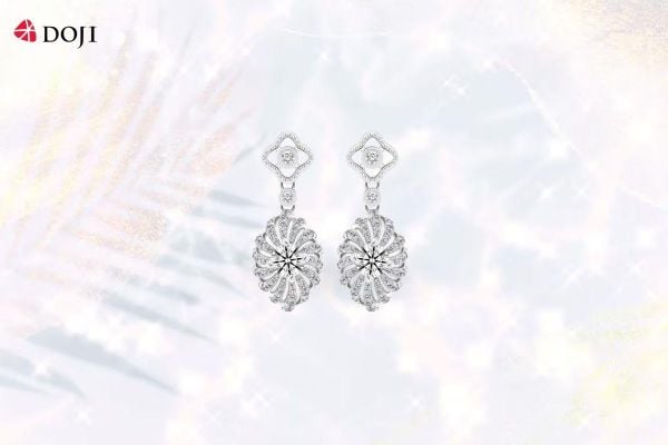 AFEB100137F2HA1 là thiết kế có kiểu dáng hình thoi đính một viên kim cương 8 Hearts & Arrows ở vị trí trung tâm