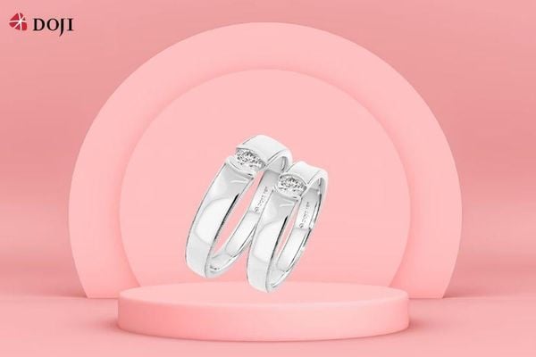 AWMF000009D2NN1 - AWFF000009D2NN1 có kiểu dáng thanh mảnh, cùng điểm nhấn là kim cương chủ ở trung tâm