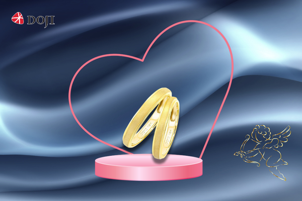 Mờ nhám mang lại nét cổ điển pha chút hiện đại cho cặp nhẫn DOJI AWMG111603D1KK1 - AWFG111603D1KK1