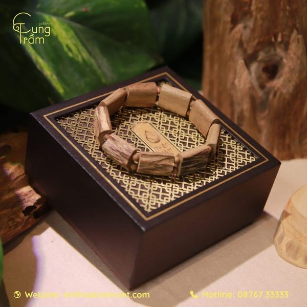 Đeo vòng tay hợp mệnh