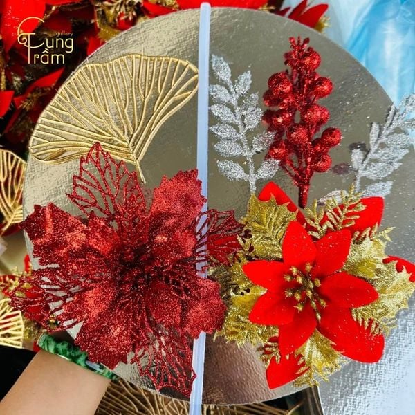 Vật phẩm trang trí và Phụ kiện