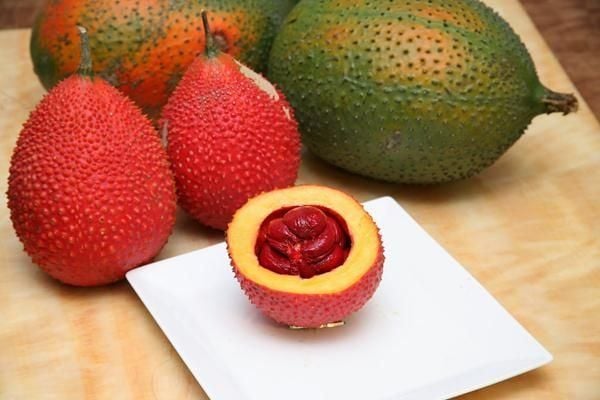 Các cách sử dụng dầu gấc làm đẹp da phổ biến hiện nay