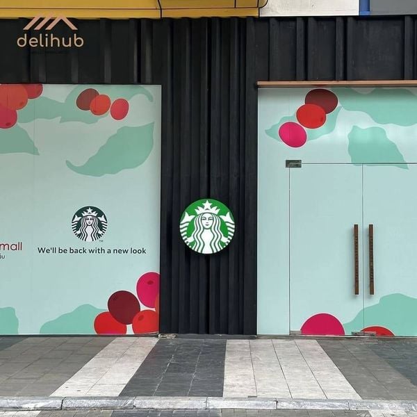 Starbucks Vạn Hạnh Mall,