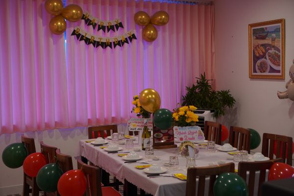 Nhà hàng Đại Việt có phục vụ cả tiệc - hỗ trợ trang trí khi khách yêu cầu