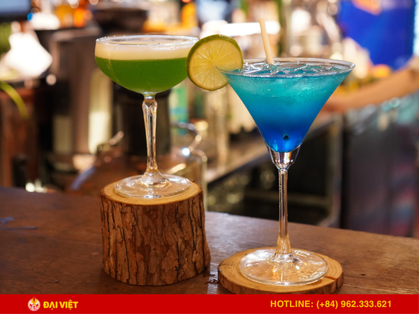 Nhà hàng Đại Việt có đa dạng loại rượu - cocktails, khách tha hồ chọn thoải mái