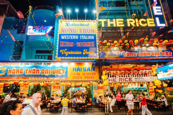 Nhà hàng Nông Thôn Đại Việt - lựa chọn hoàn hảo cho khách yêu thích hải sản